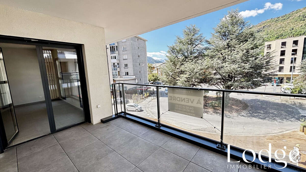 Appartement 79 m² à Briancon  - photo 3