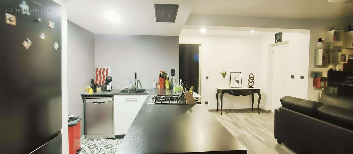 Appartement 57 m² à Saint-Laurent-Du-Var  - photo 6