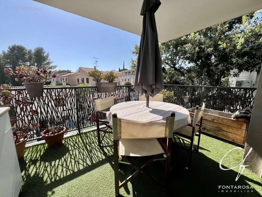 Appartement 4 pièces – Dernier étage avec ascenseur – Garage et stationnement – Secteur Hôpital de Fréjus - photo 2