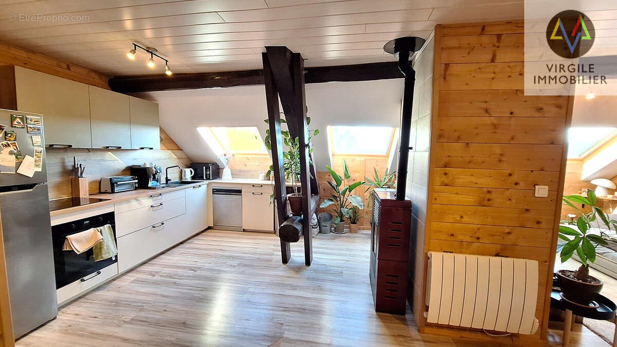 Appartement à REMORAY-BOUJEONS