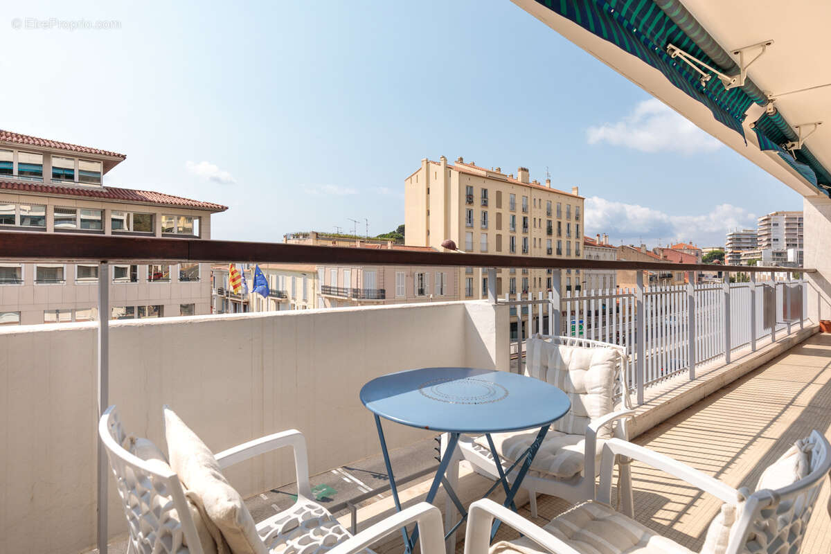 Appartement à CANNES