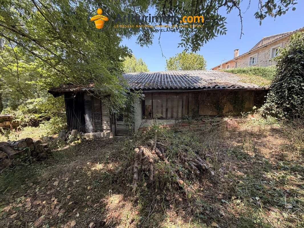 Maison familiale avec dépendances et terrain - 09300 villeneuves d'olmes - photo 19