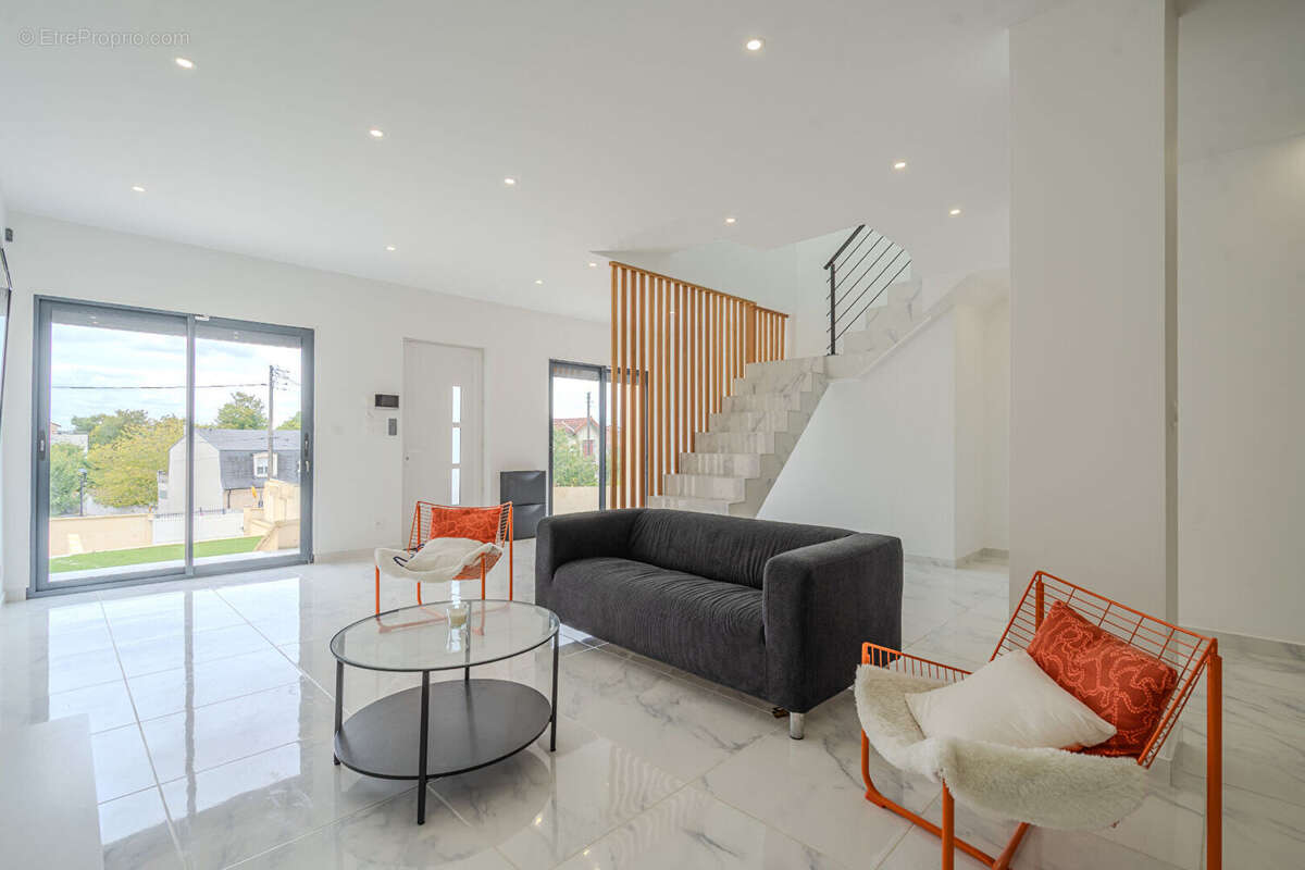 Maison à NOISY-LE-GRAND