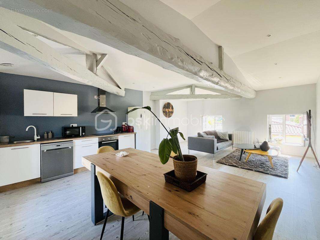 Appartement à POMMIERS