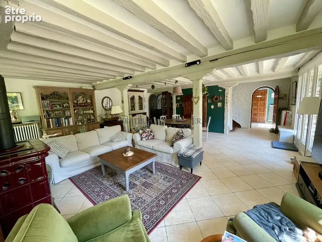 Maison ancienne individuelle de 7 pièces, sur 5 088 m2,avec garage et piscine. - photo 14