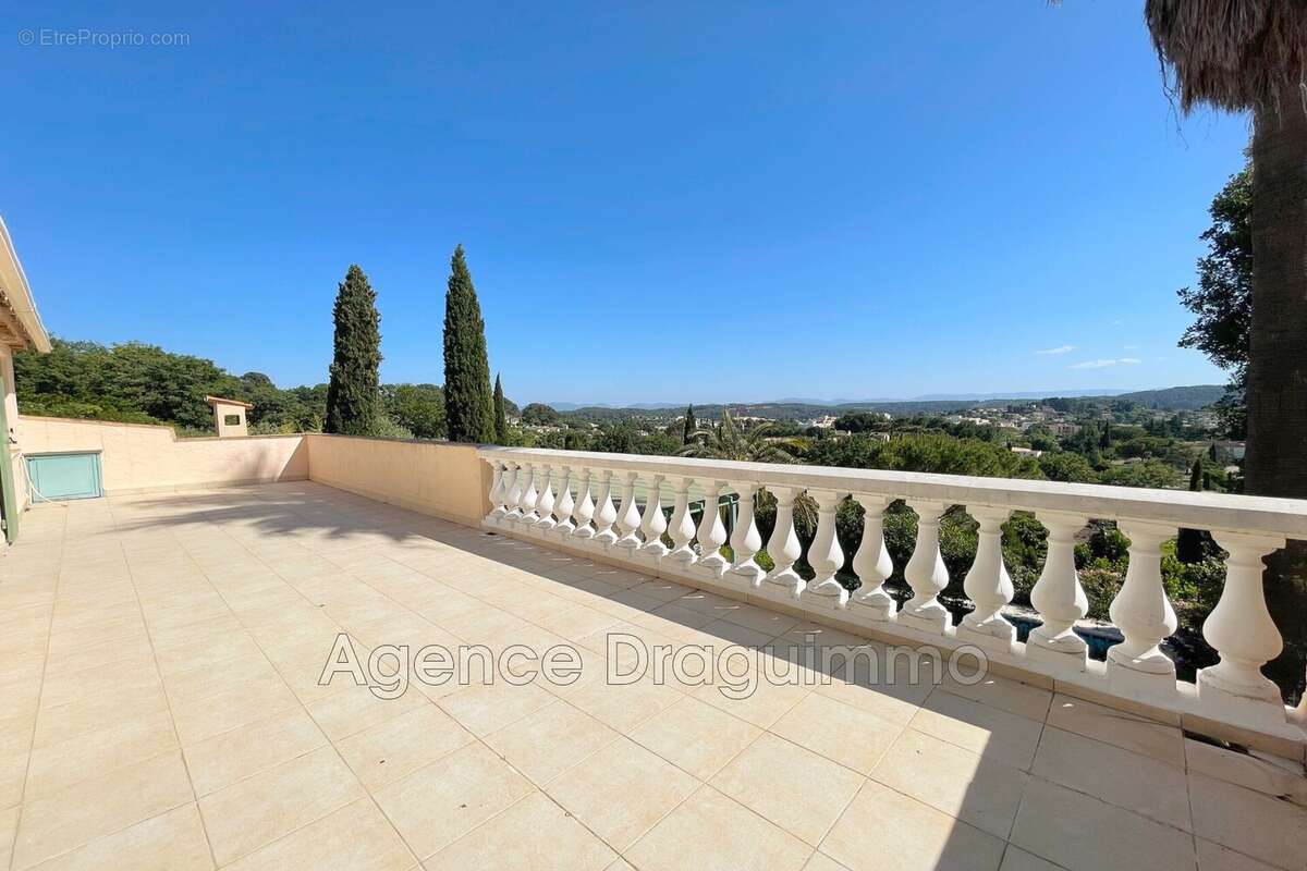 Maison à DRAGUIGNAN