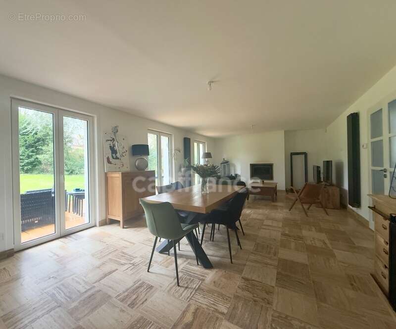 Maison à WERVICQ-SUD