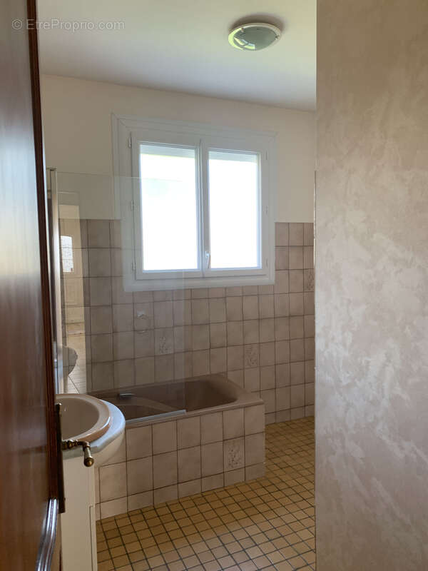 Maison à CHATELLERAULT