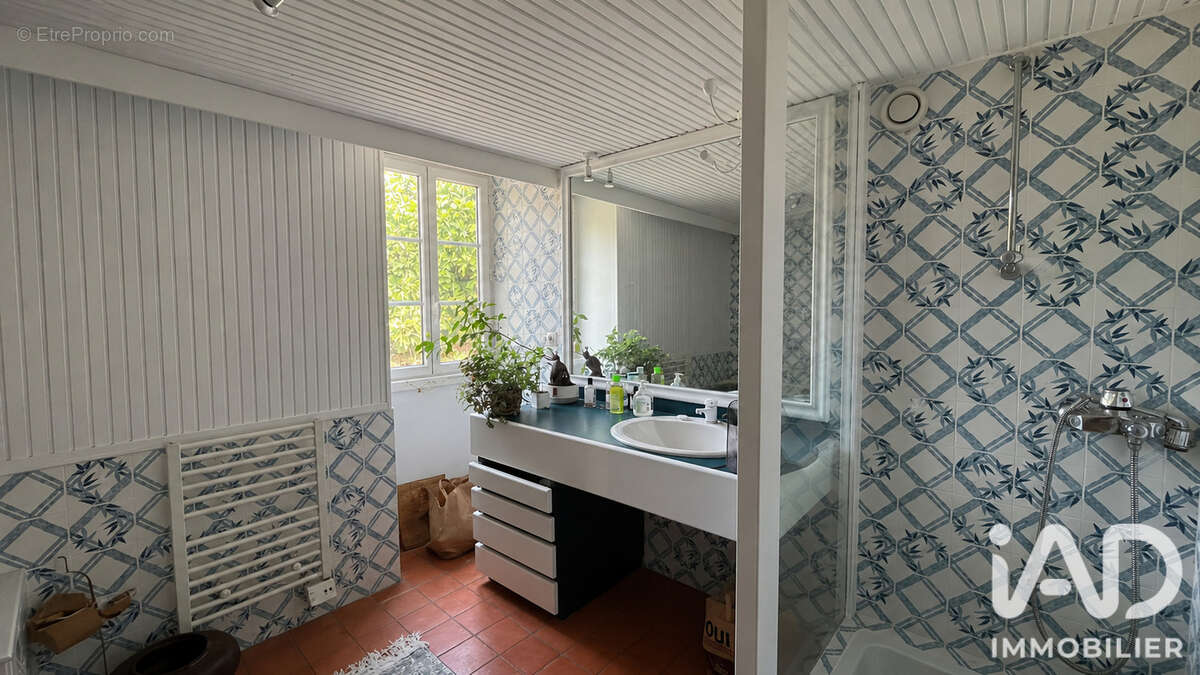 Maison 229 m² à Chaille-Les-Marais  - photo 8