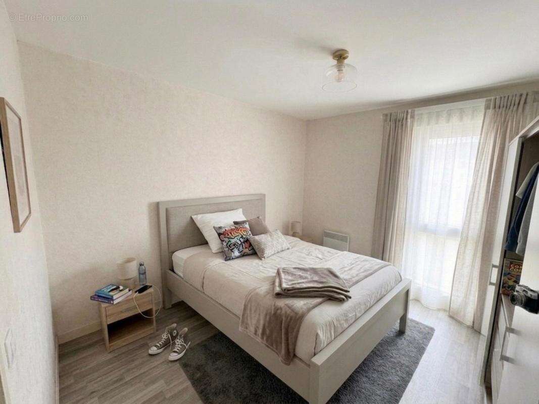 ROUEN RIVE GAUCHE - T3 Lumineux de 71m² avec Balcon et Box Fermé - Idéal Famille ou Investissement (800€/mois) - photo 3
