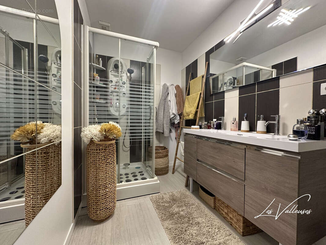 Maison à LONGUEVILLE-SUR-SCIE