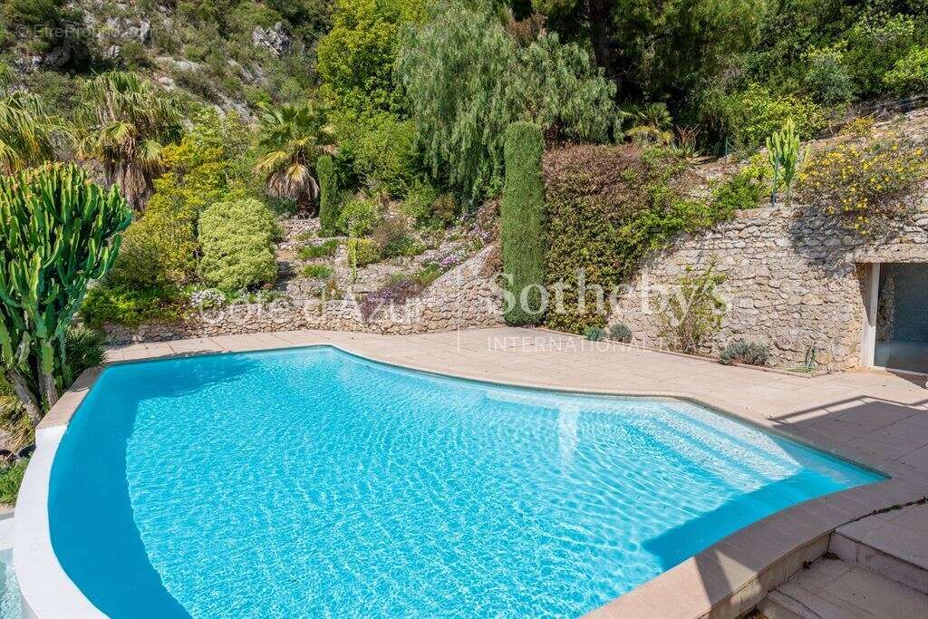 Maison à EZE