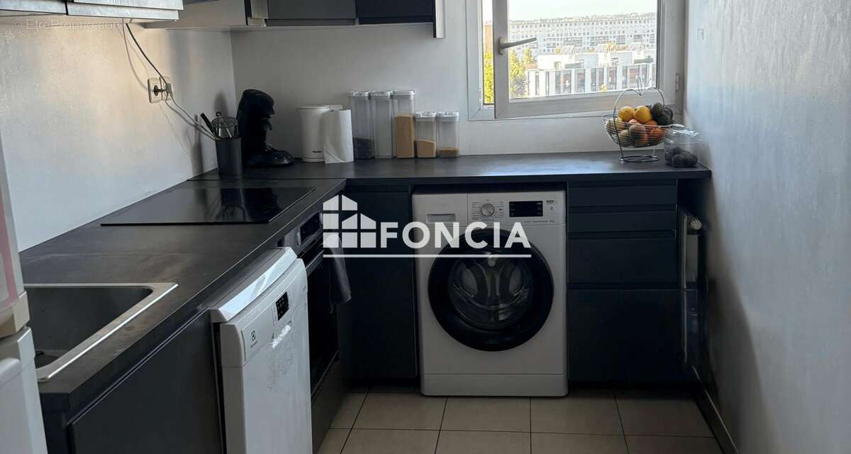 Appartement à FRESNES