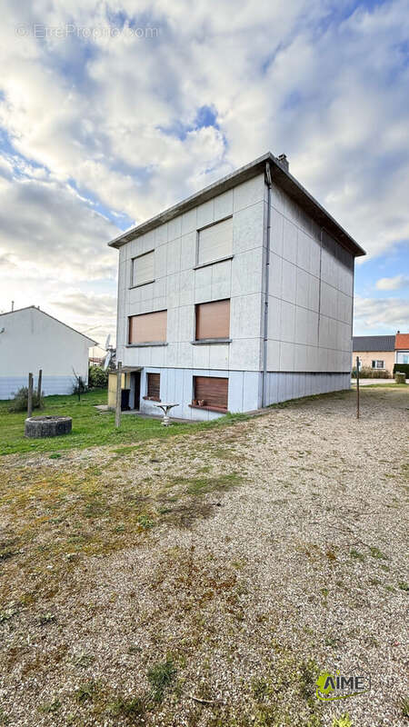 Maison à SEINGBOUSE