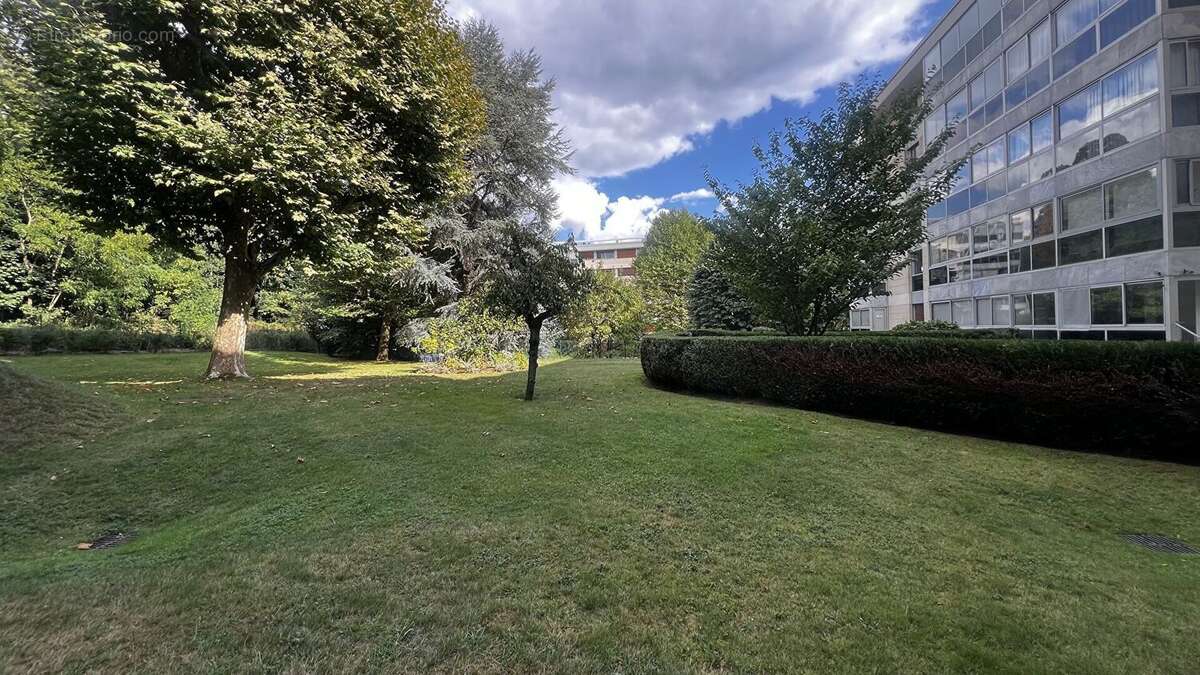Appartement à LE CHESNAY