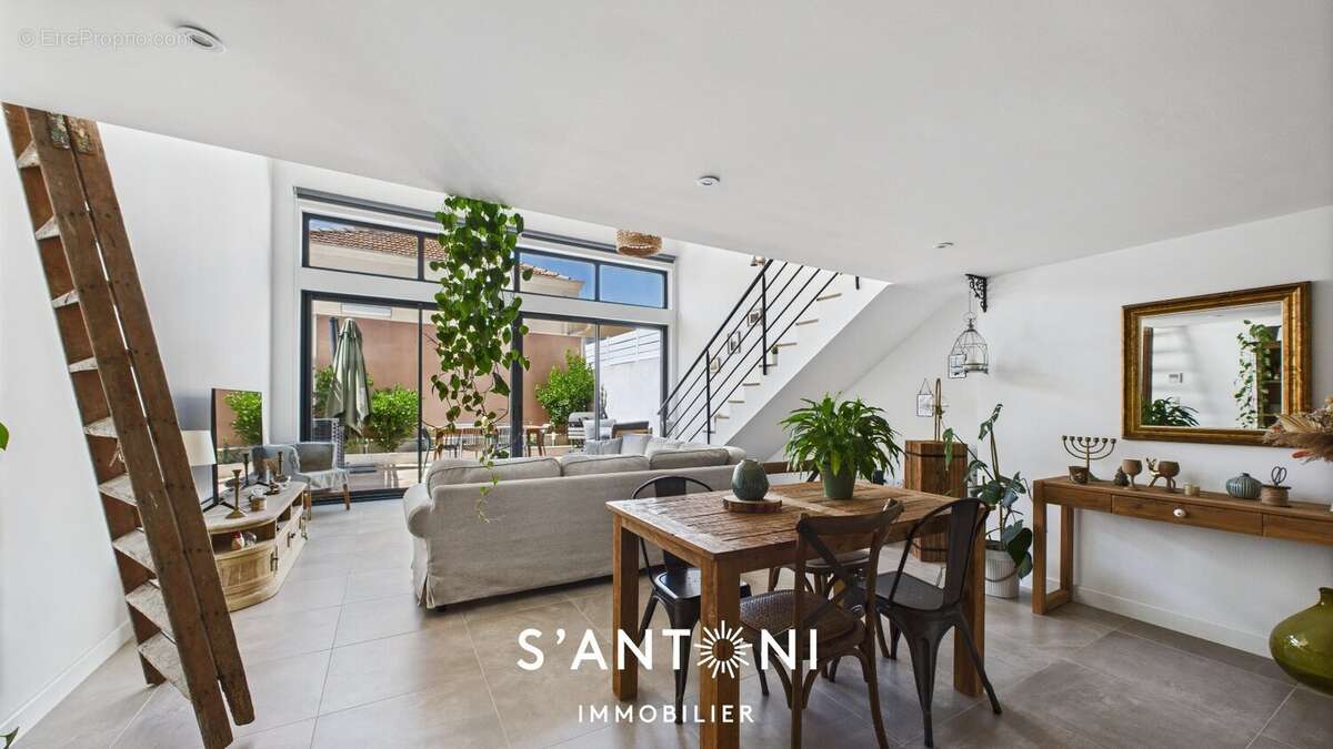 Maison à PEZENAS