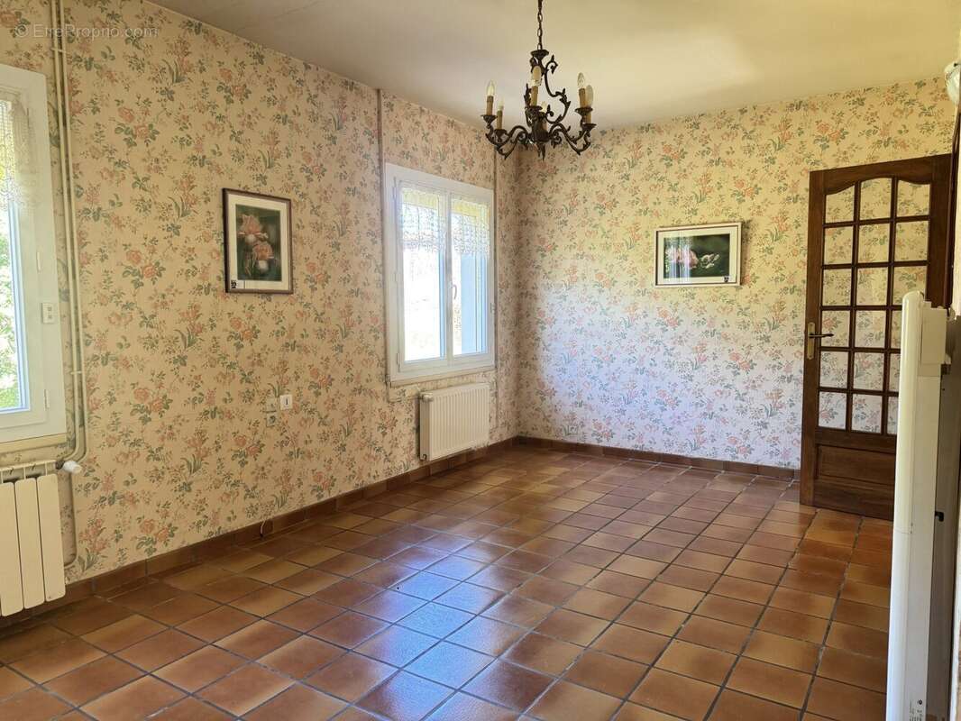 Maison à COZES