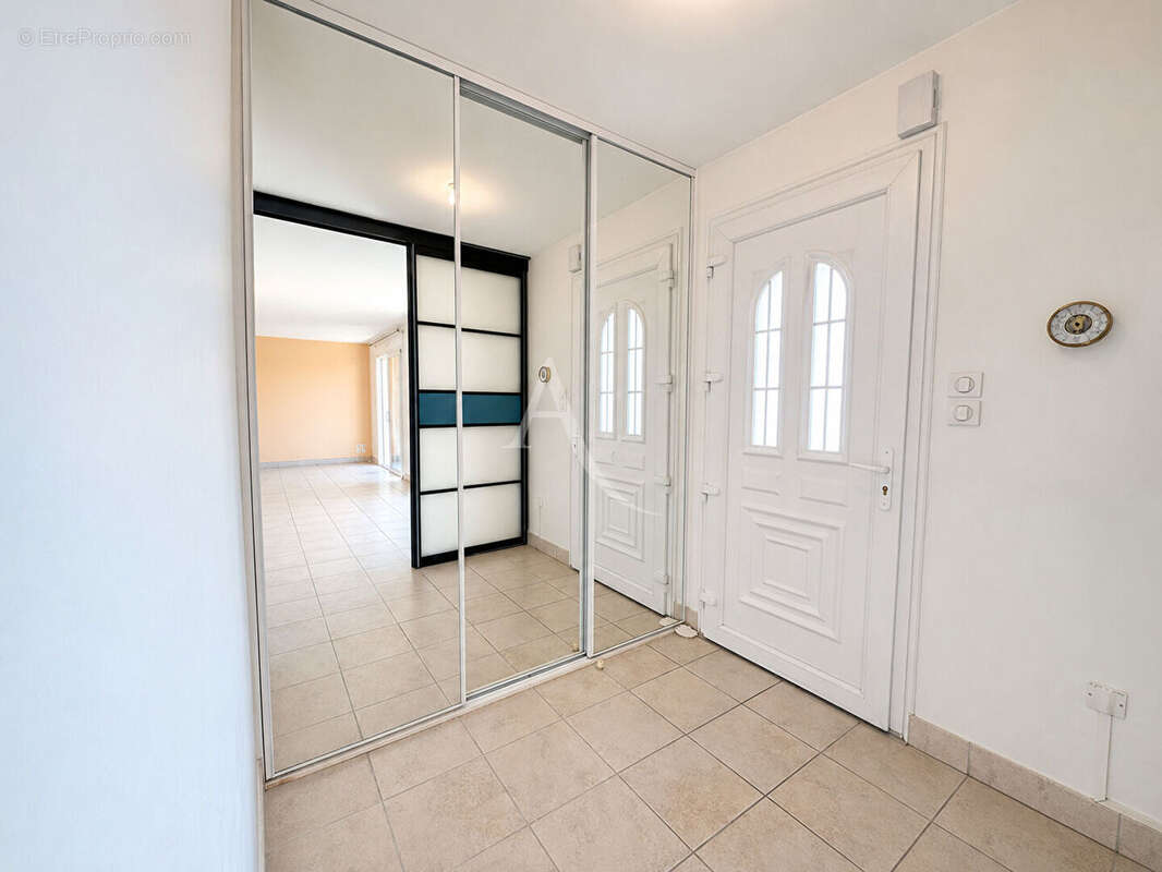 Maison 3 chambres proche saint gilles croix de vie - photo 2