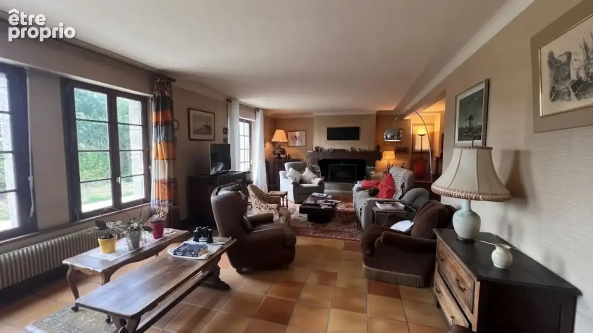 QUIMPER (29) – LE STANGALA – Maison de 210 m² habitables, édifiée sur une parcelle de 12 000 m², avec sous-sol intégral - photo 7
