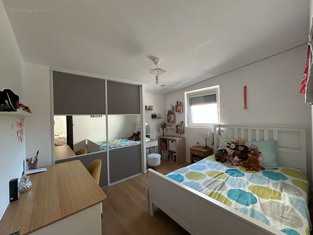 Maison de standing - GUILERS - 142.54 m2 - photo 11