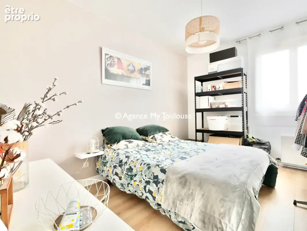 Toulouse, Déodat de Séverac, T4 de 95m2 familial traversant avec terrasse de 30m2 et garage - photo 8