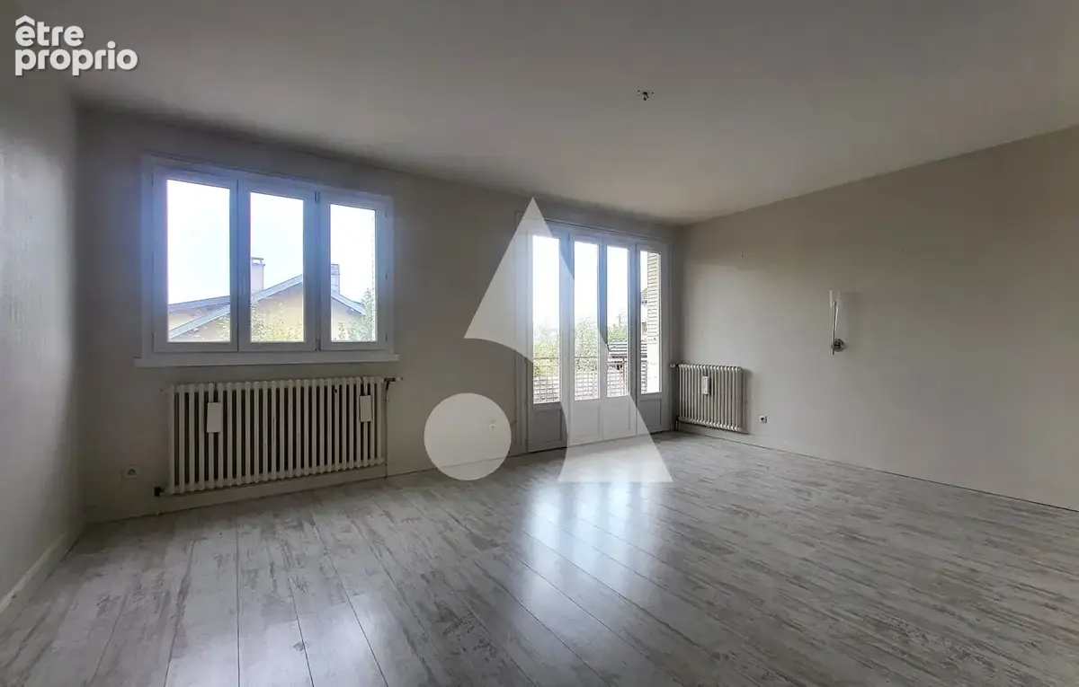 Quartier 'Jean Michel', Appartement 3 chambres, garage et balcon belle exposition - photo 3