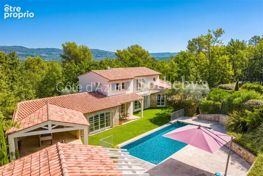 Photo Maison à Tourrettes au prix de 2 700 000€