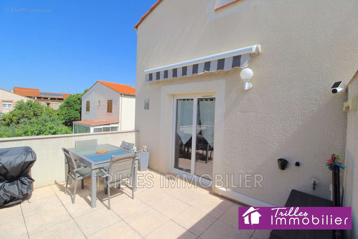 Appartement à SAINT-LAURENT-DE-LA-SALANQUE