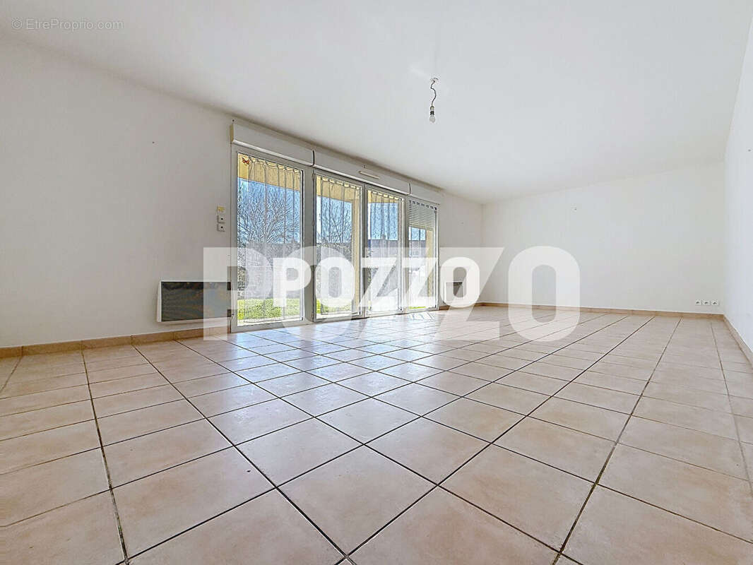 Appartement à TOURLAVILLE