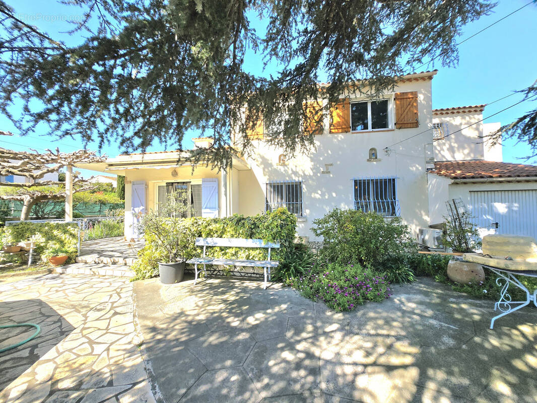 Maison à SIX-FOURS-LES-PLAGES