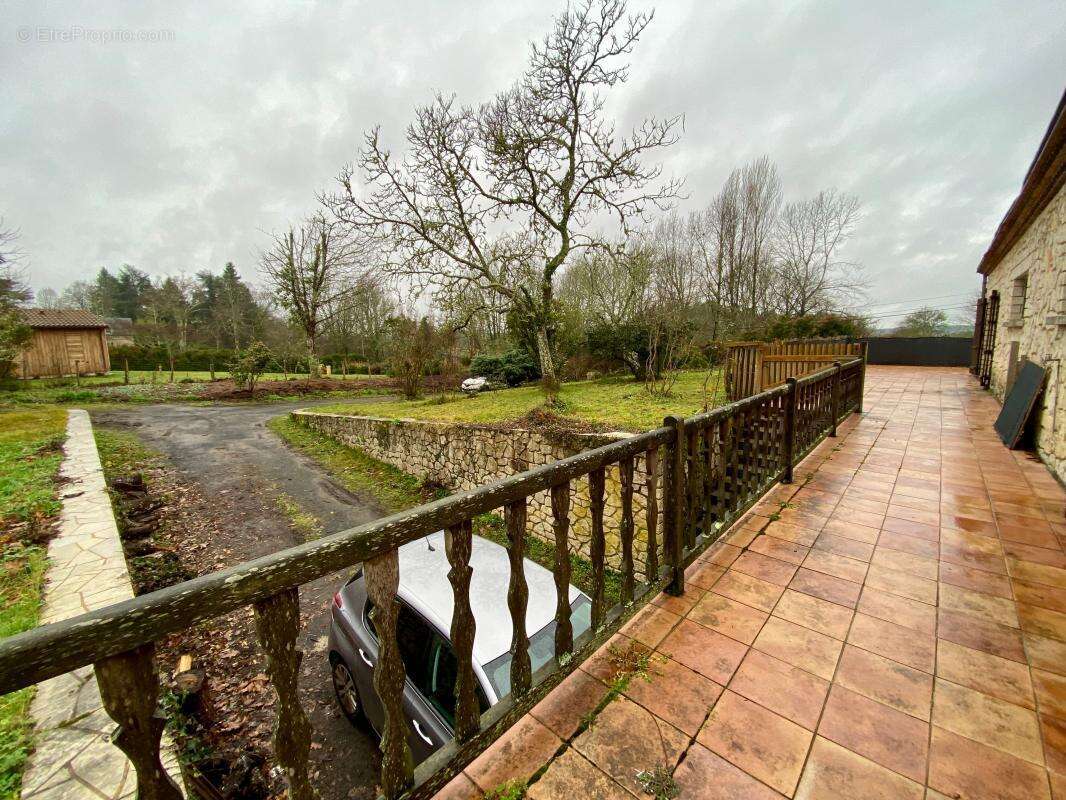 Maison à SAINTE-ALVERE