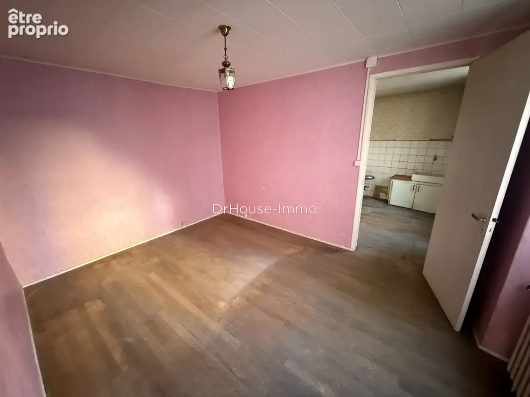 Maison 7 pièces 172 m² à vendre à Chateauroux (36000) - photo 18