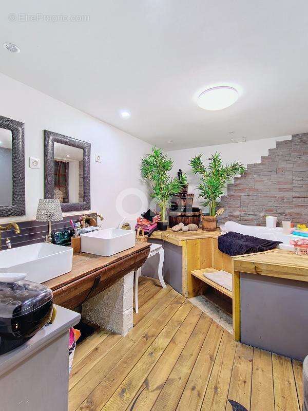 Maison à SAINT-BLIN