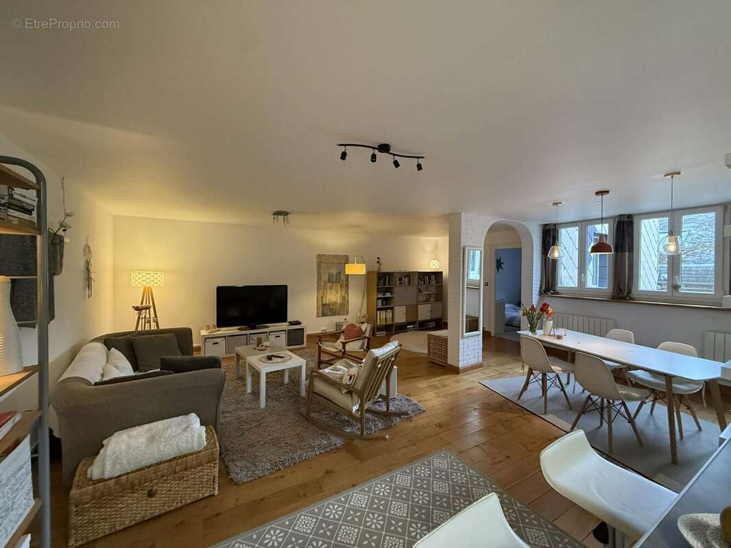 Appartement à CHARLEVILLE-MEZIERES