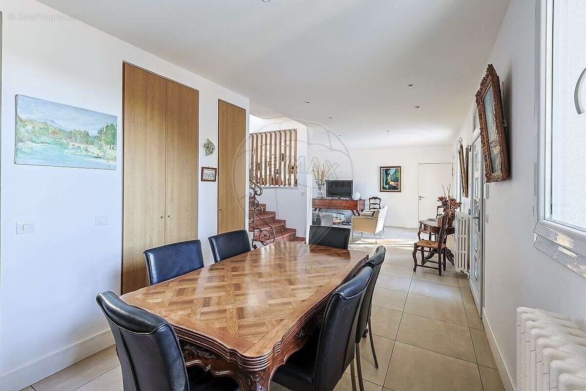 Maison à CARRY-LE-ROUET