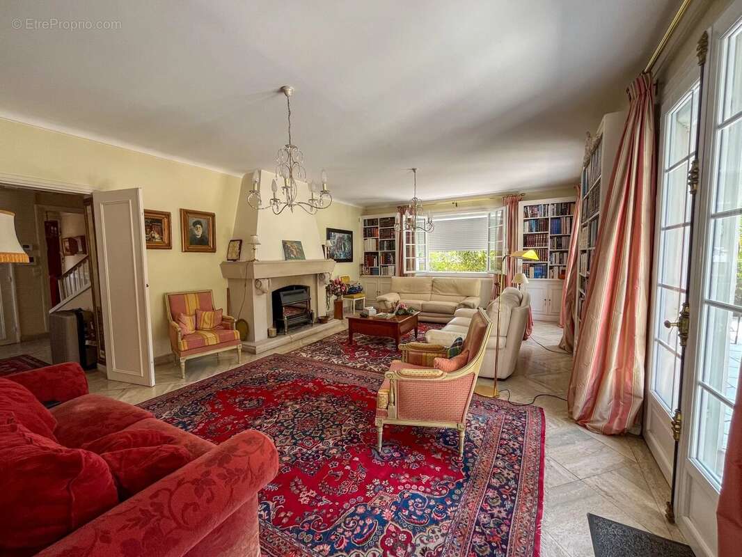 Maison à VILLEMOMBLE