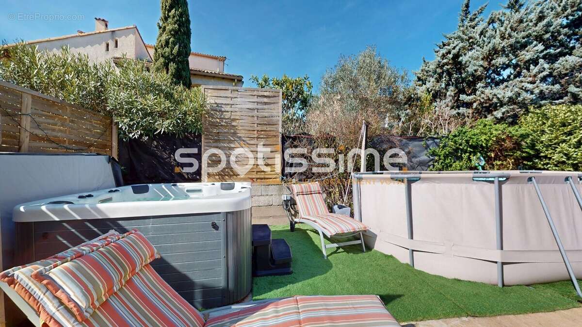 Maison de plain-pied 94 m² avec garage et jardin arboré  Quartier Mairie à Agde - photo 29