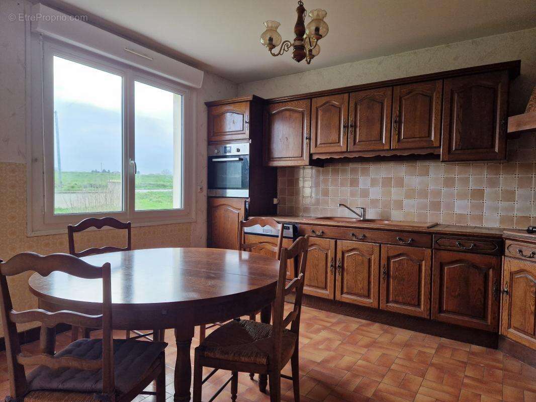 Maison à MAEL-CARHAIX