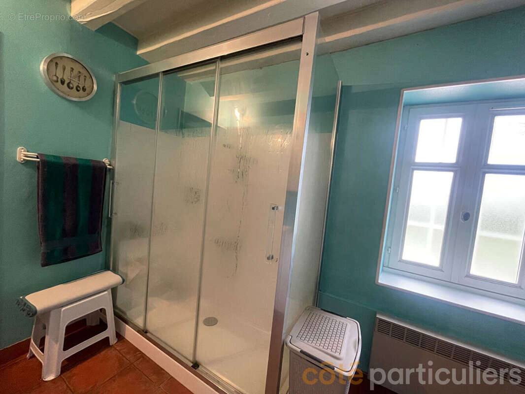 Maison à SAINT-ELOY-D'ALLIER