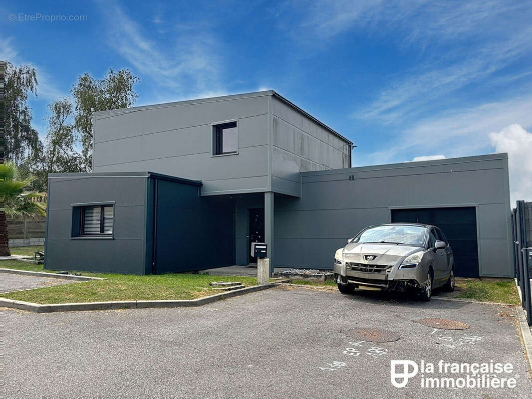 Maison à BOISGERVILLY