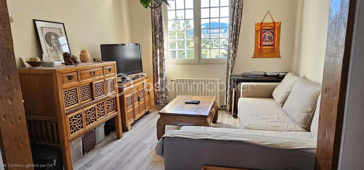 Maison à OLLAINVILLE