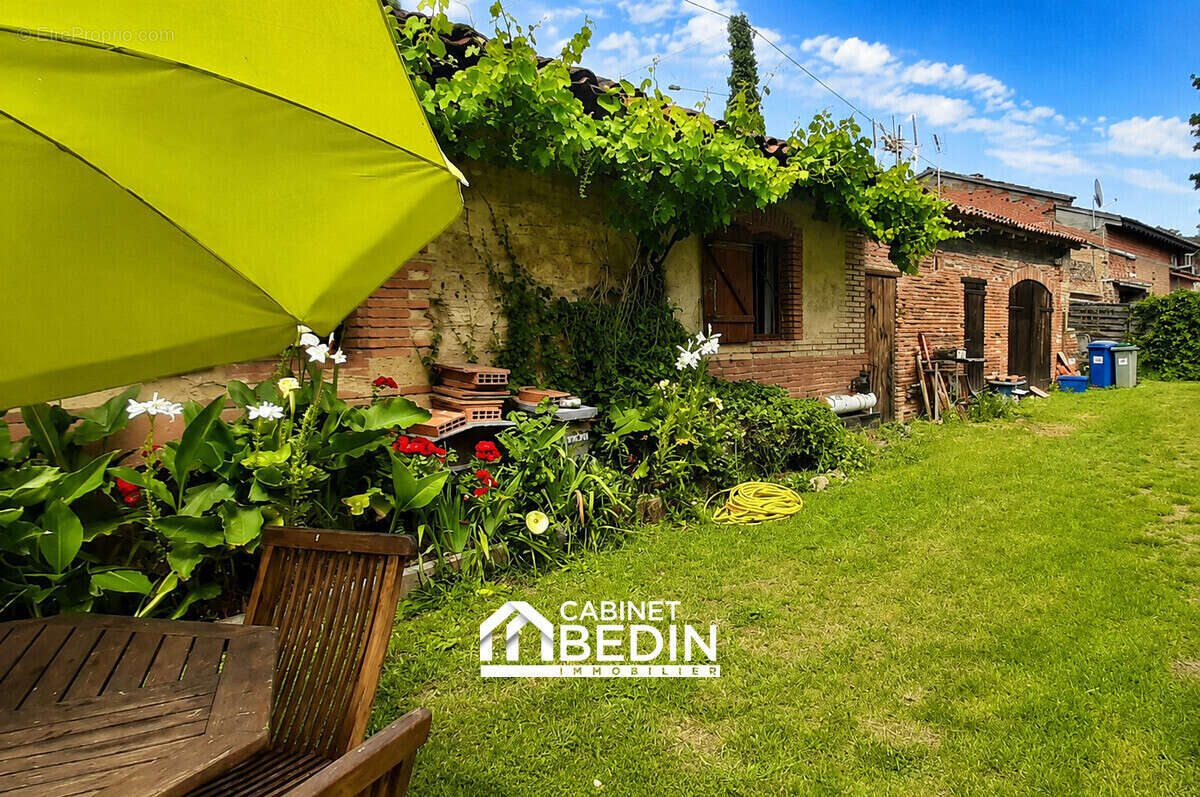Maison 110 m² à Saint-Orens-De-Gameville  - photo 2