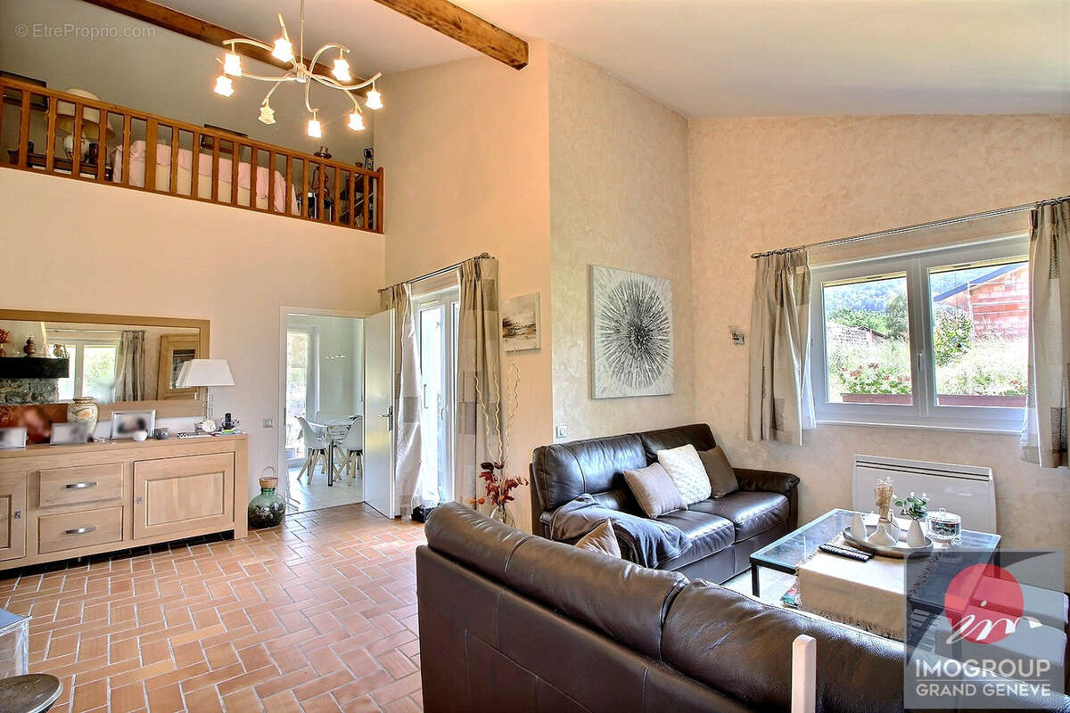 Maison à BRENTHONNE