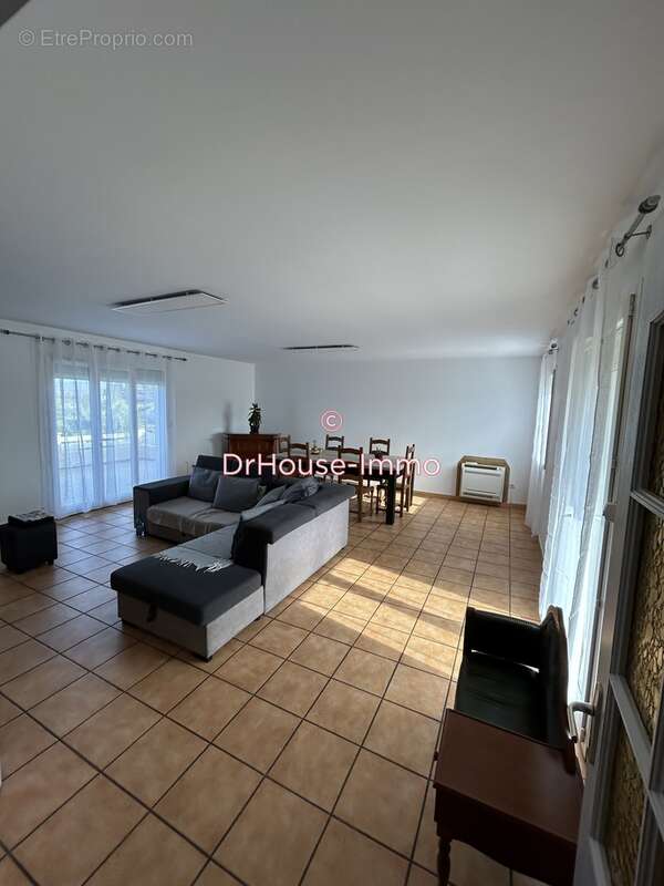 Maison à SAINT-HIPPOLYTE