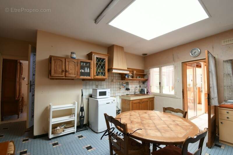 Maison de ville, vie de plain pied, 2 salles d'eau, 3 chambres - photo 5