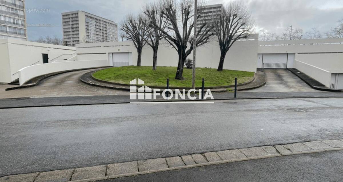 Parking à ANGERS