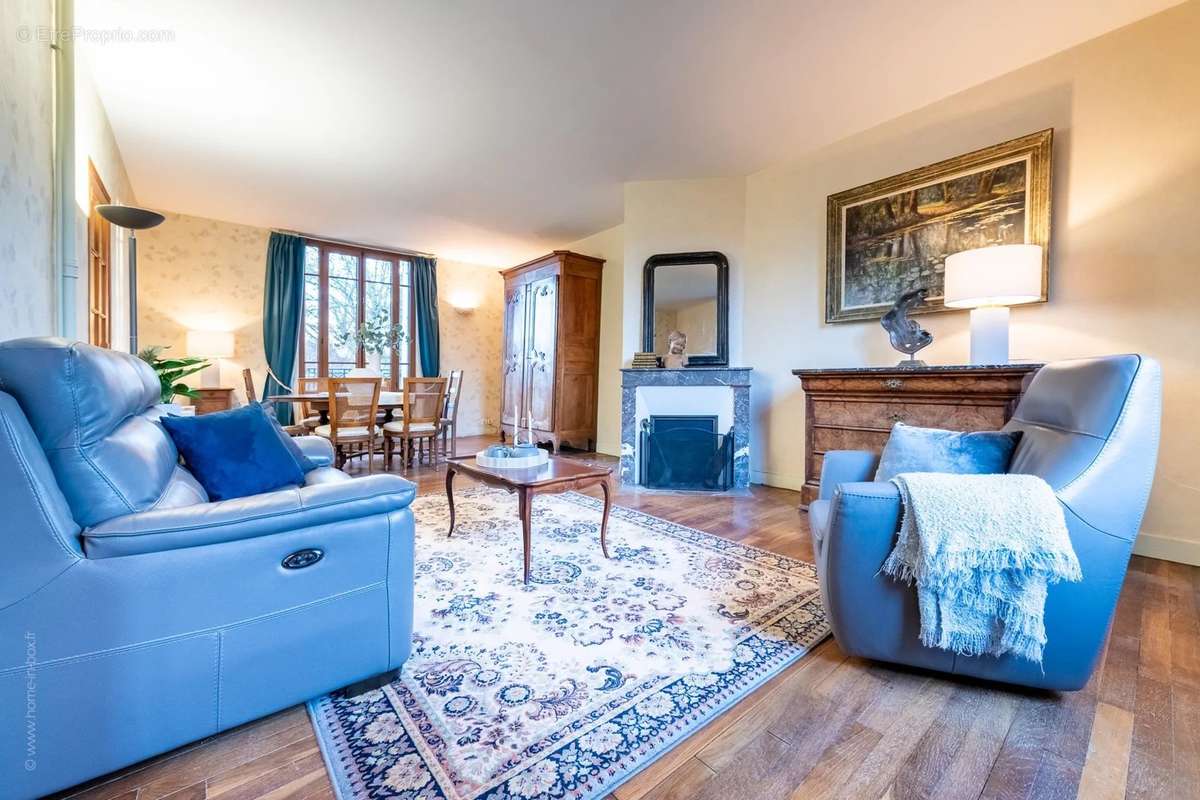 Maison à VAYRES-SUR-ESSONNE