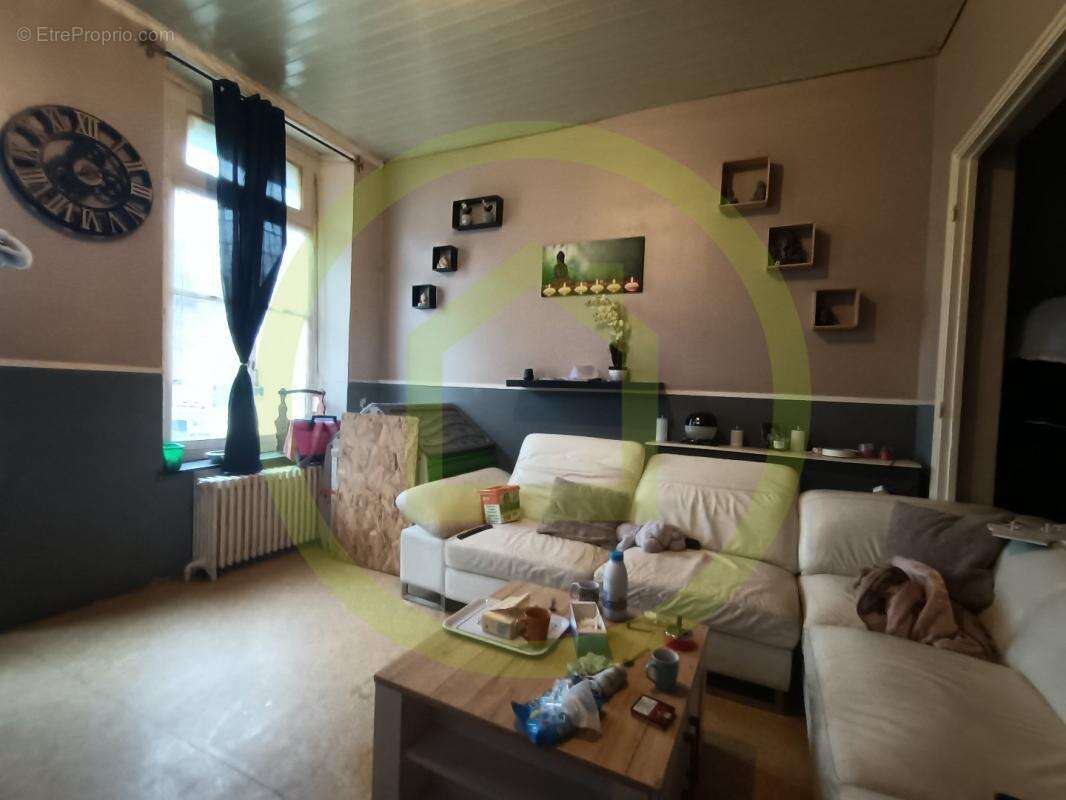 Appartement à FOURMIES