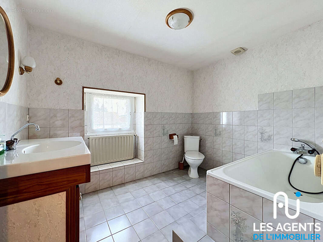 Maison Baule 5 pièce(s) 118 m2 - photo 8