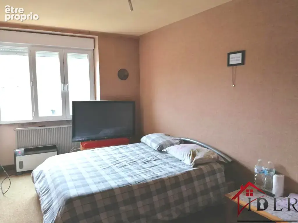Immeuble d'habitation de 233 m2 habitables - photo 6